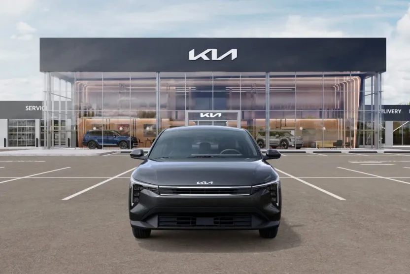 2025 Kia K4 LX photo 1