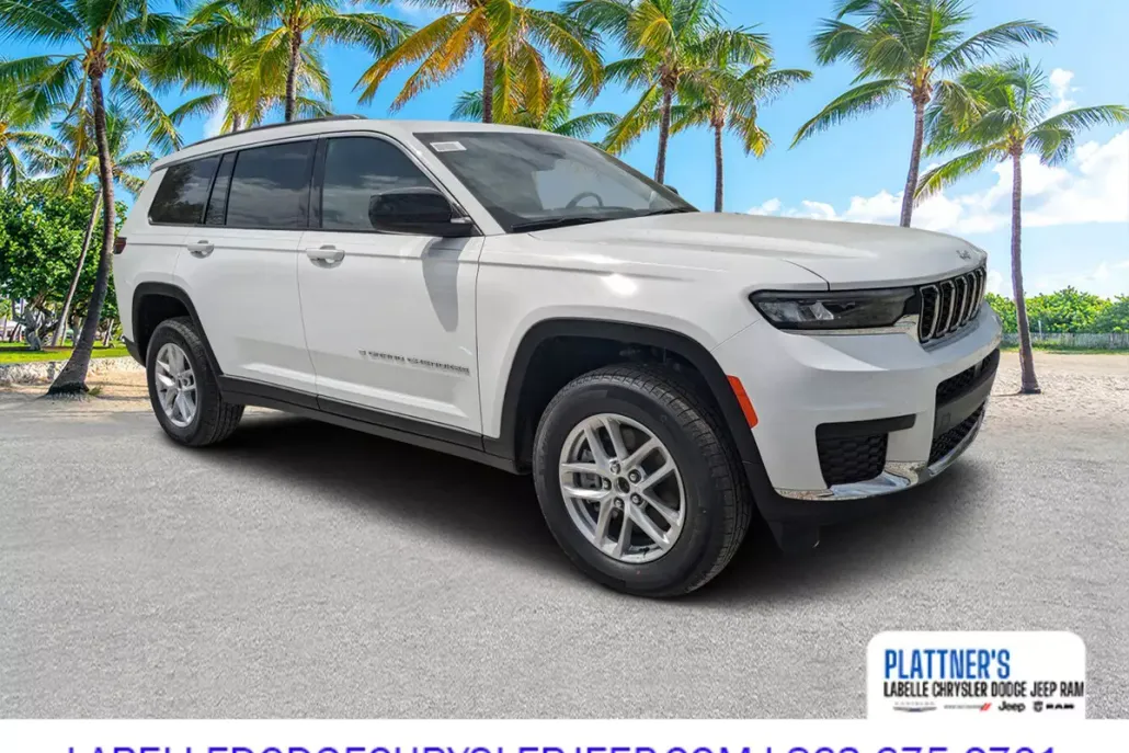 2025 Jeep Grand Cherokee Laredo X photo 1