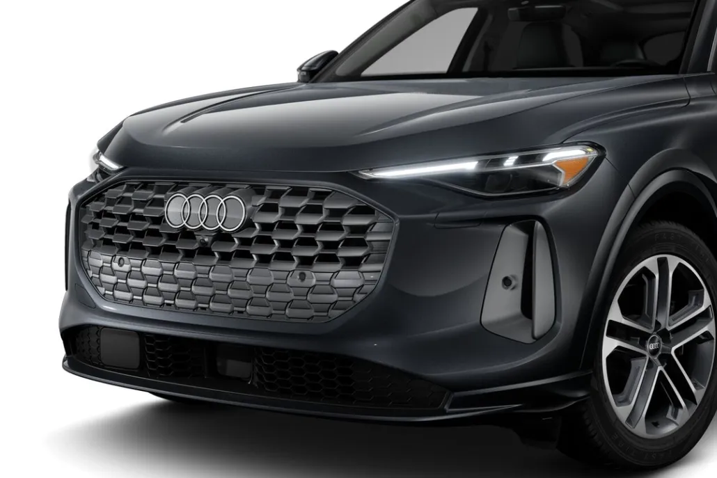 2025 Audi Q5 2.0T Prestige photo 1