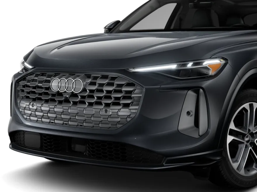 2025 Audi Q5 2.0T Prestige photo 1