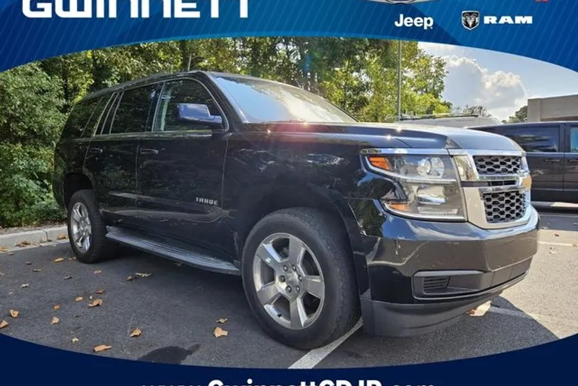 2017 Chevrolet Tahoe LS photo 1