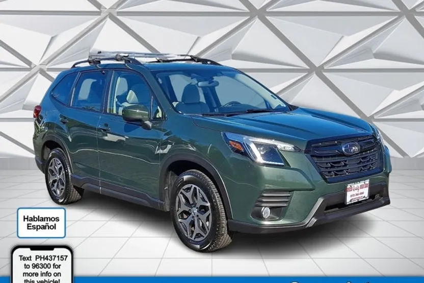 2023 Subaru Forester Premium photo 1
