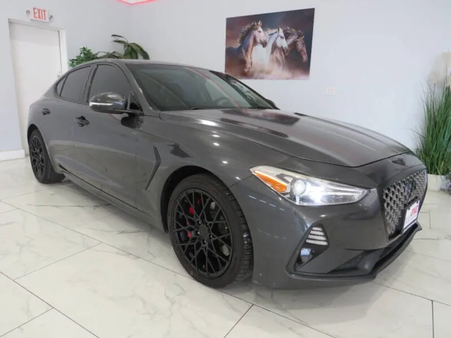2019 Genesis G70 3.3T Advanced photo 1
