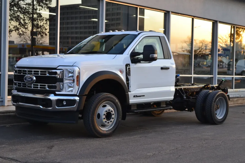 2025 Ford F-450 XL photo 1