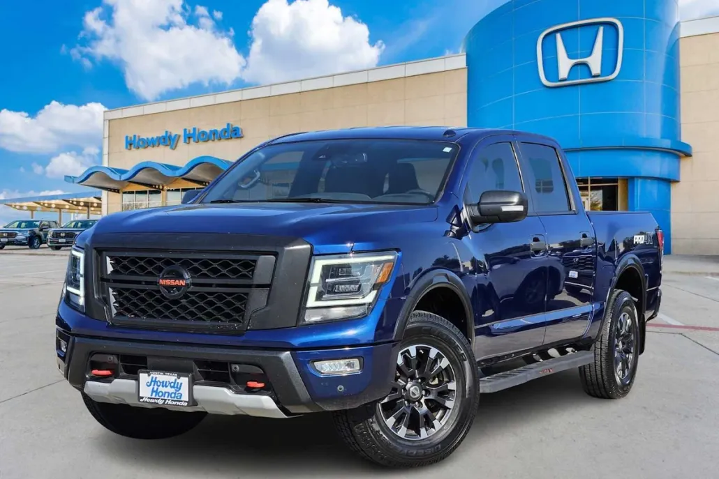 2021 Nissan Titan PRO-4X photo 1