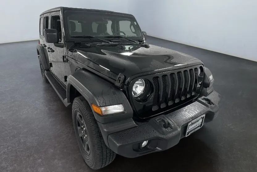 2021 Jeep Wrangler Unlimited Sport photo 1
