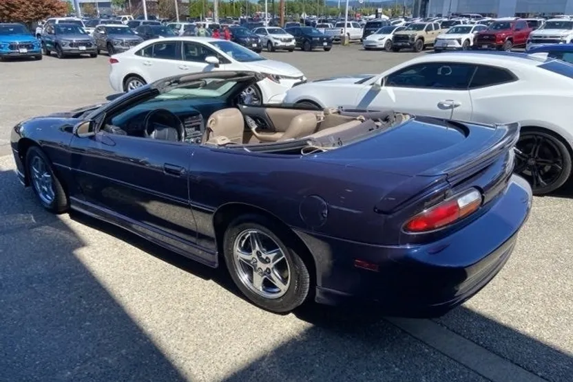 1998 Chevrolet Camaro Z28 photo 1