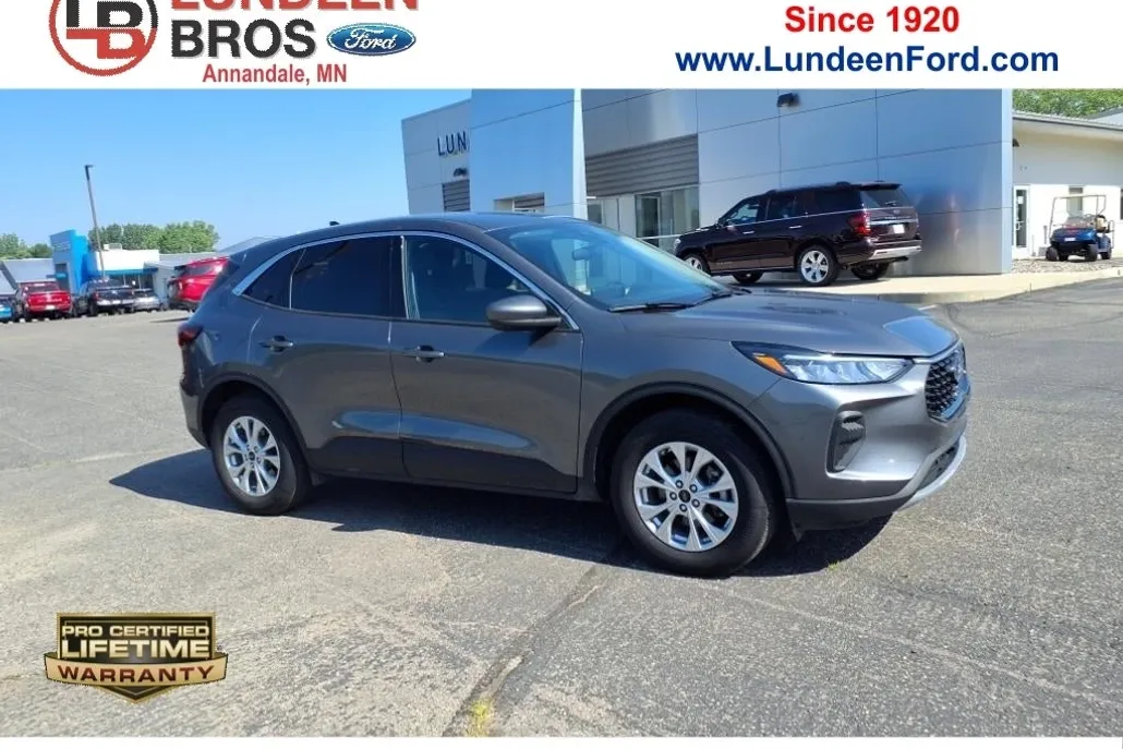 2023 Ford Escape Active photo 1