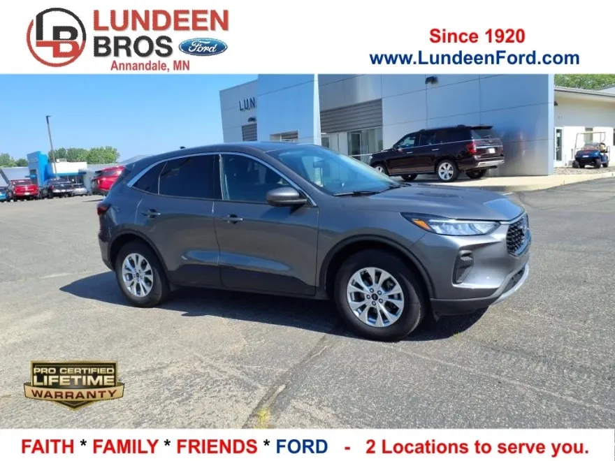 2023 Ford Escape Active photo 1