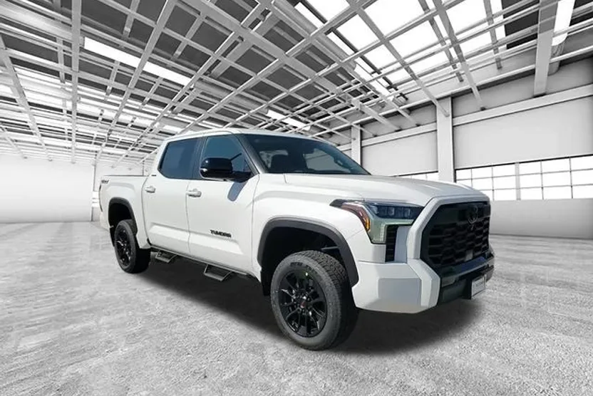 2026 Toyota Tundra Limited CrewMax photo 1