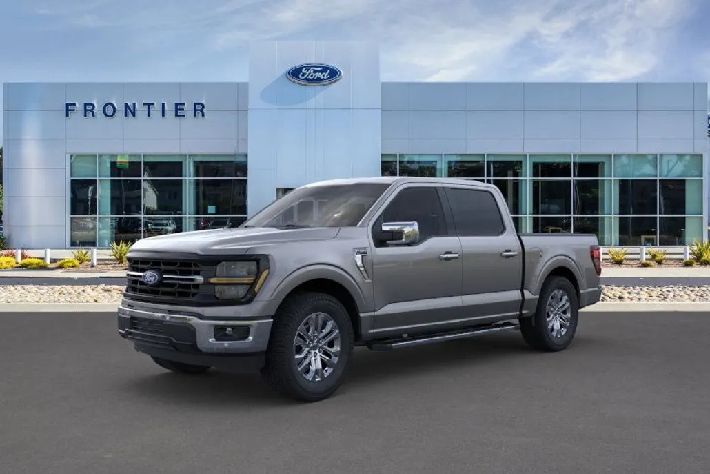 2025 Ford F-150 XLT photo 1