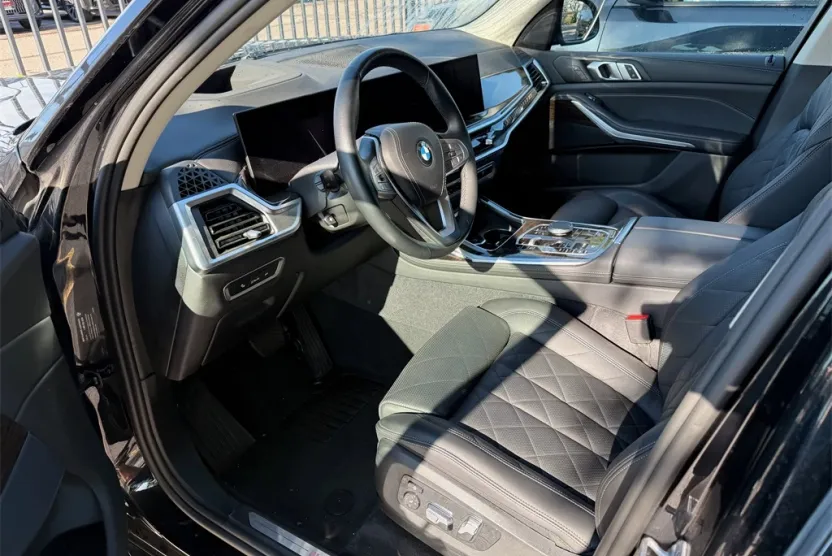 2024 Bmw X7 xDrive40i photo 1