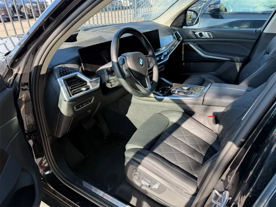 2024 Bmw X7 xDrive40i photo 1