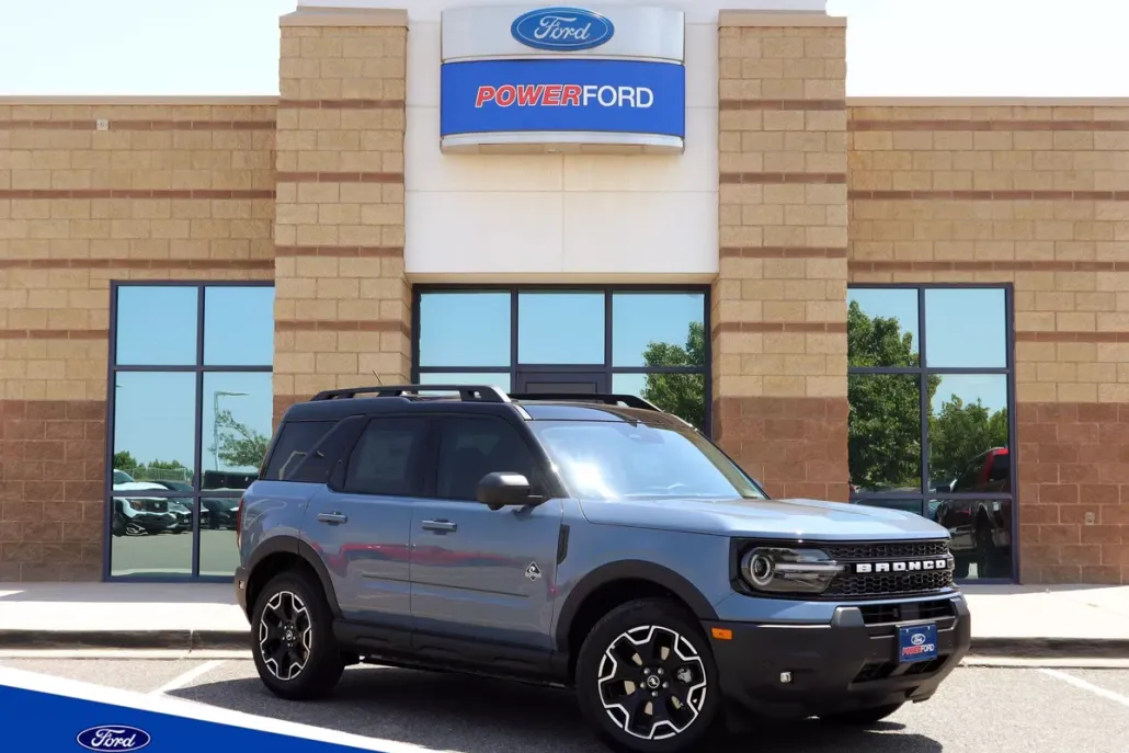 2025 Ford Bronco Sport Outer Banks photo 1