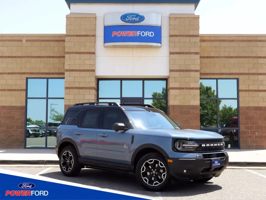 2025 Ford Bronco Sport Outer Banks photo 1