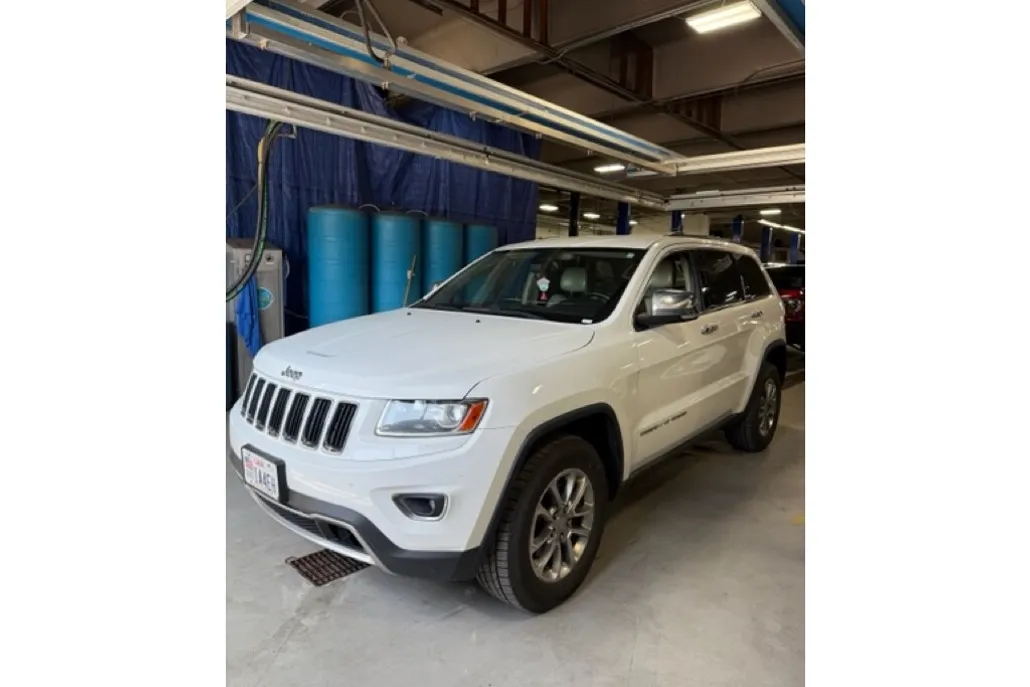 2014 Jeep Grand Cherokee Limited photo 1