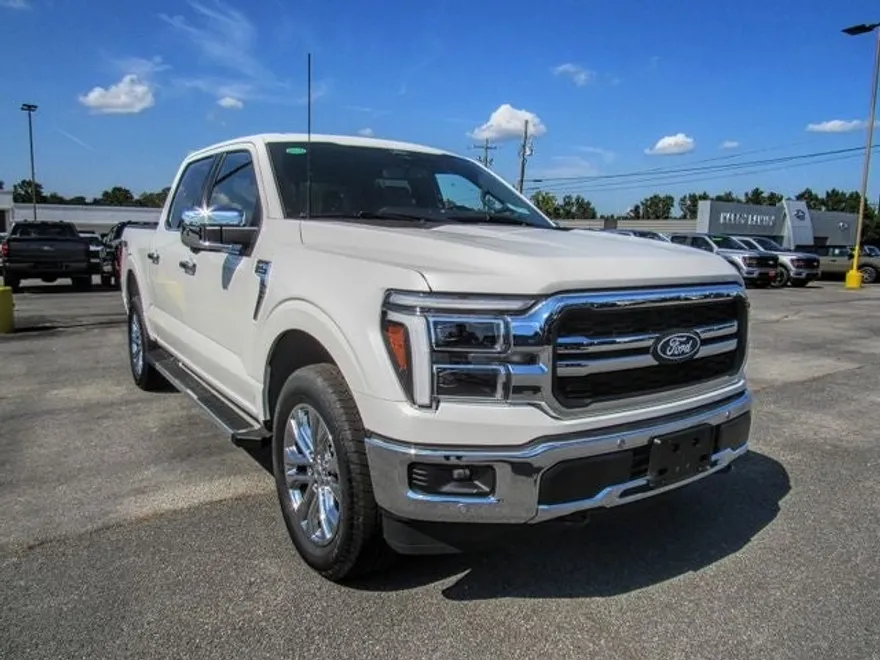 2025 Ford F-150 Lariat photo 1