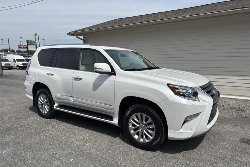 2016 Lexus GX 460 photo 1