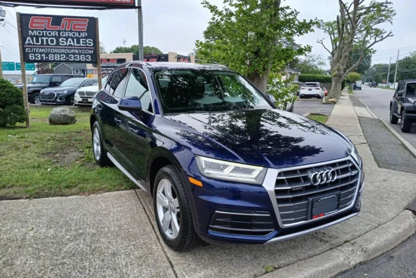 2018 Audi Q5 2.0T Premium Plus photo 1