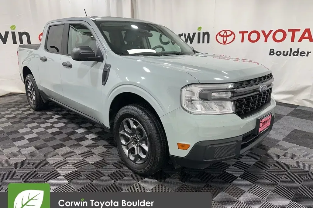 2024 Ford Maverick XLT photo 1