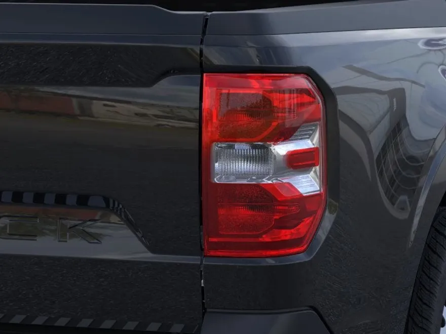 2025 Ford Maverick XL photo 1