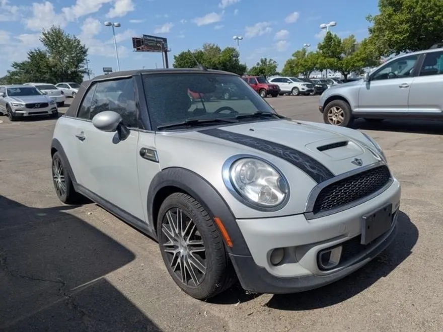 2013 Mini Cooper Base Convertible photo 1