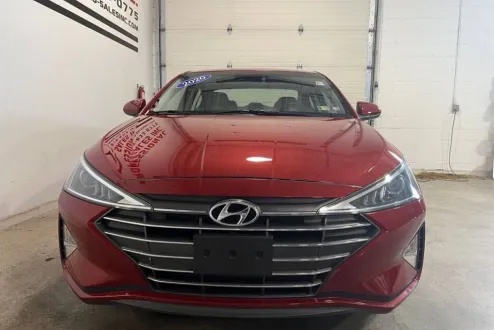 2020 Hyundai Elantra SEL photo 2