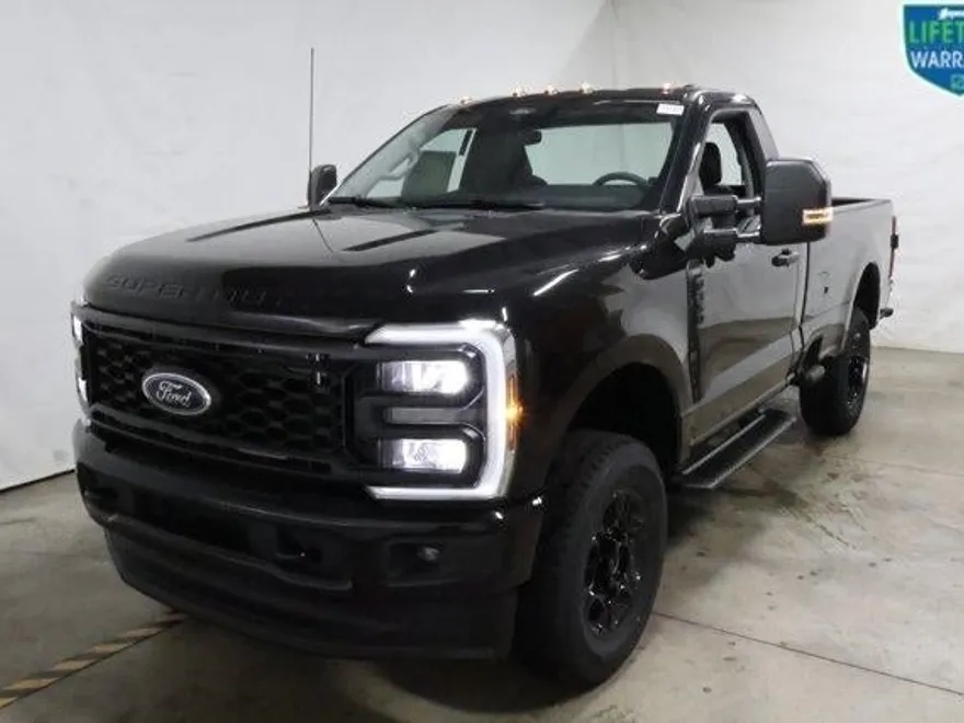 2025 Ford F-350 XL photo 1