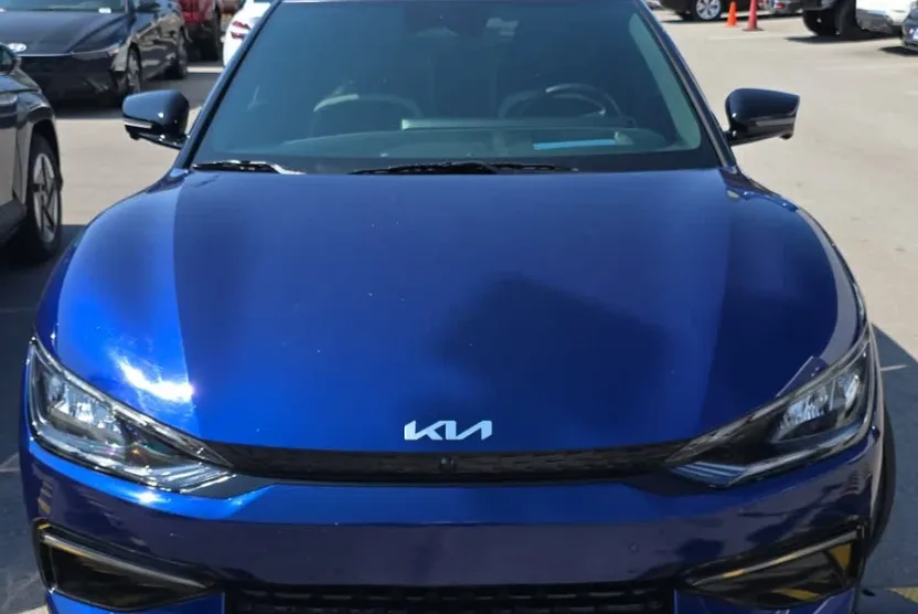 2022 Kia EV6 GT-Line photo 1