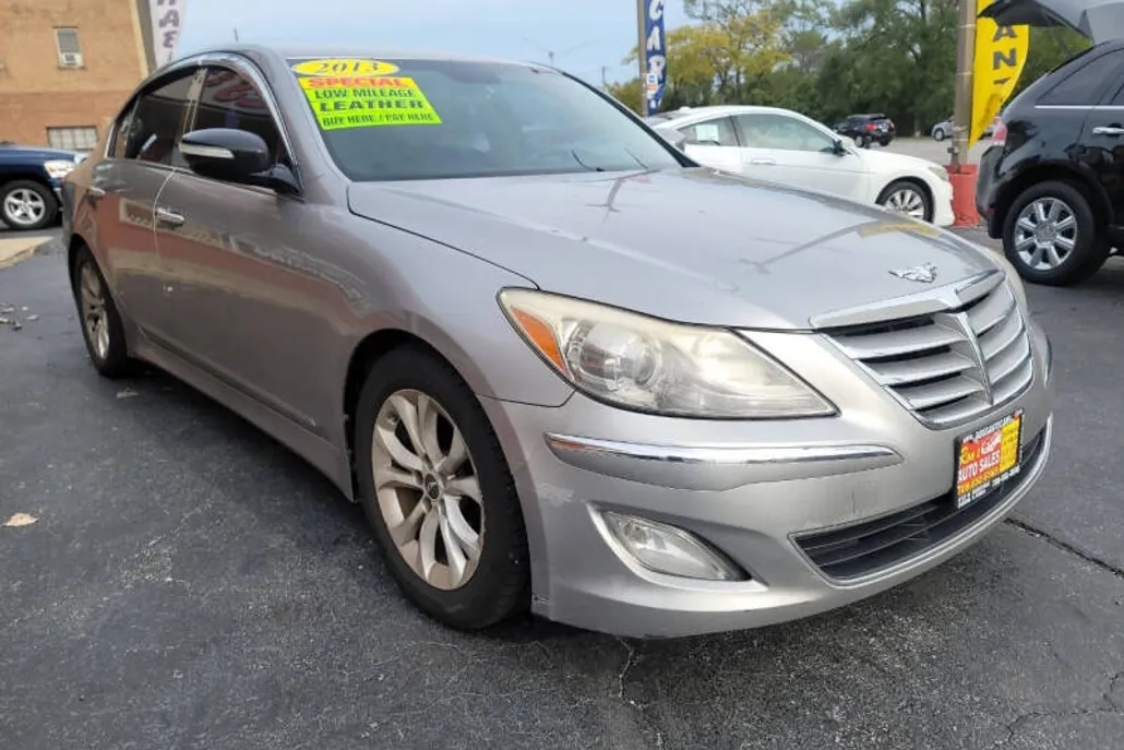 2013 Hyundai Genesis 3.8 photo 1