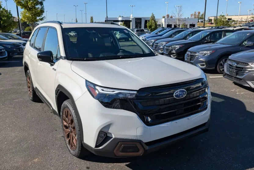 2025 Subaru Forester Sport photo 1