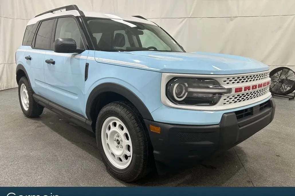 2025 Ford Bronco Sport Heritage photo 1