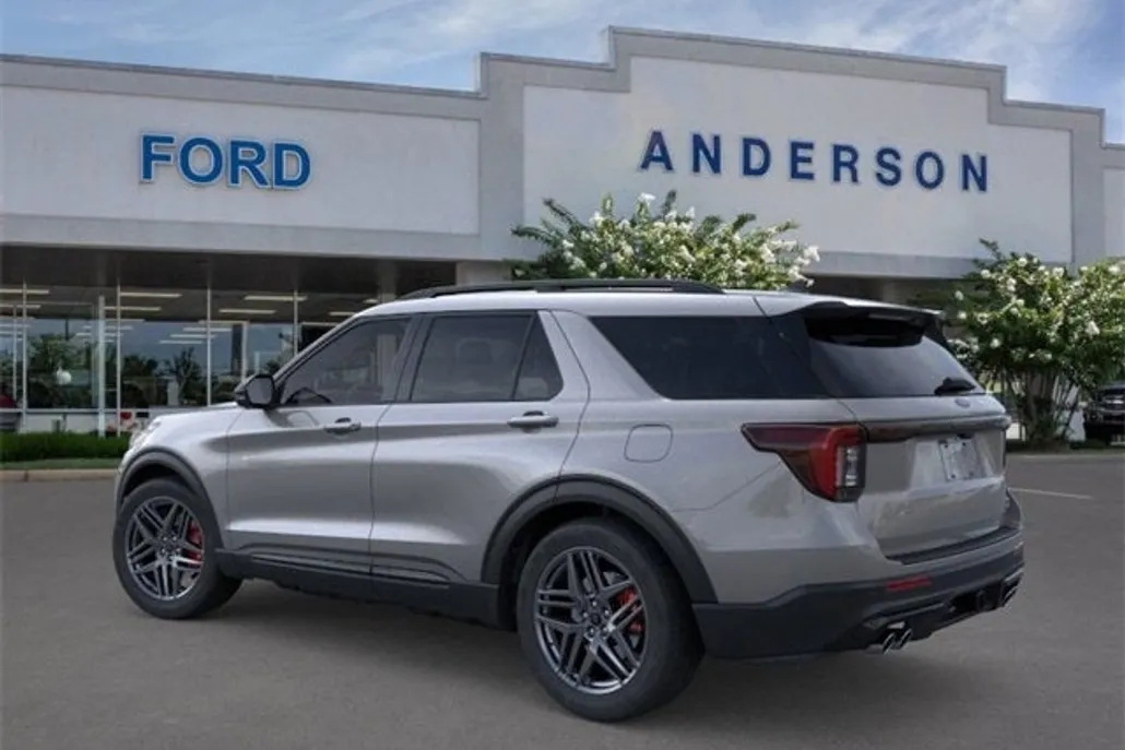 2025 Ford Explorer ST photo 1