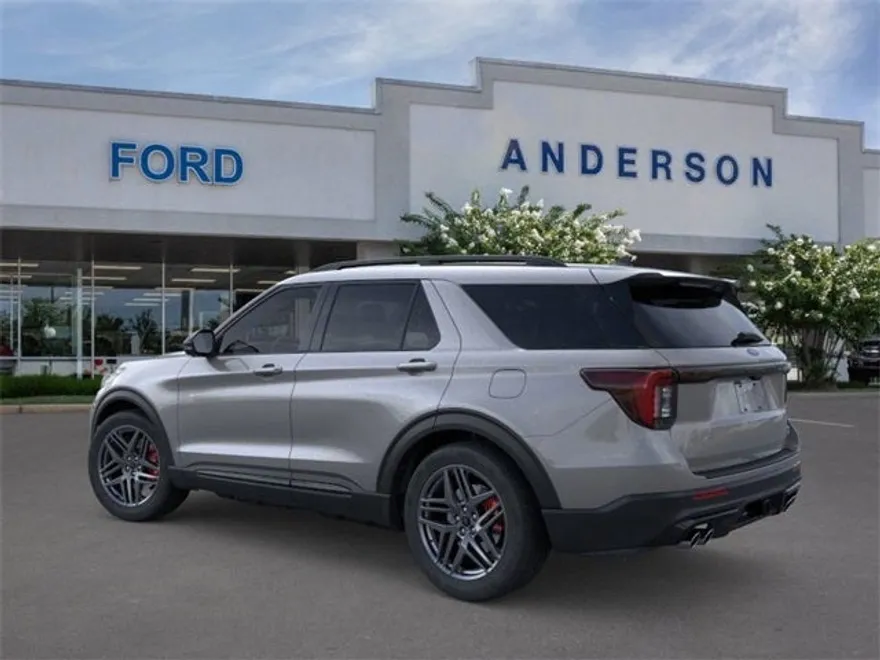 2025 Ford Explorer ST photo 1