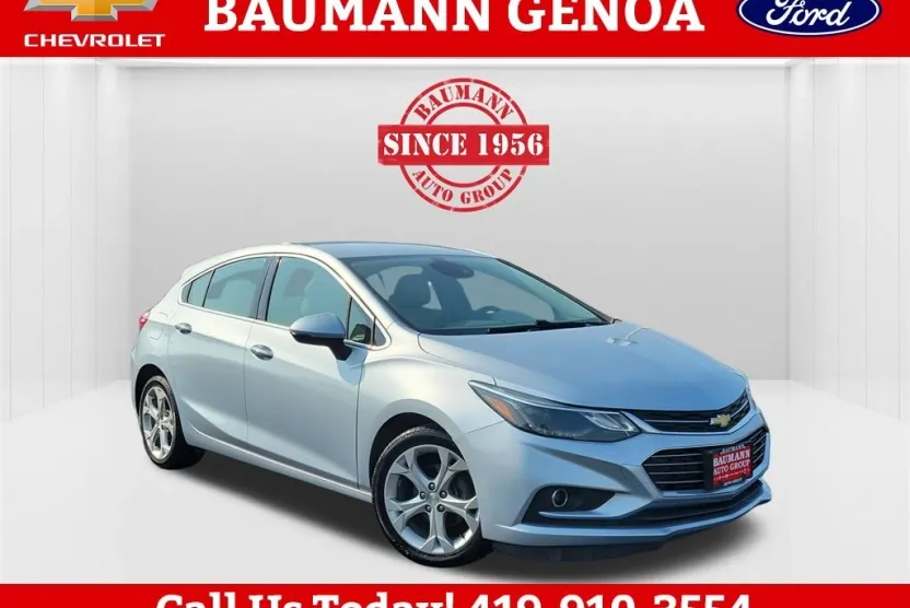 2018 Chevrolet Cruze Premier photo 1