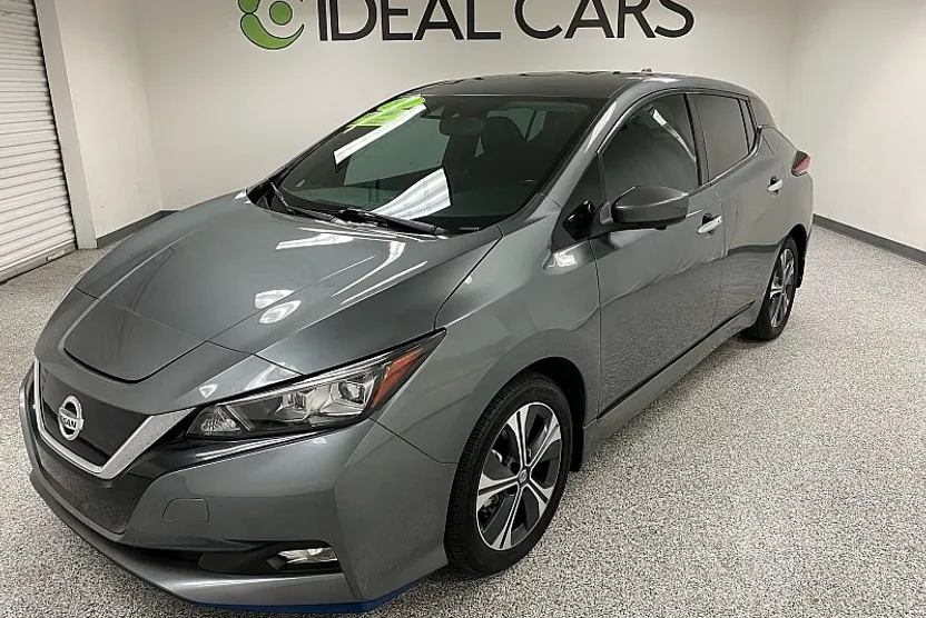 2020 Nissan Leaf SV Plus photo 1