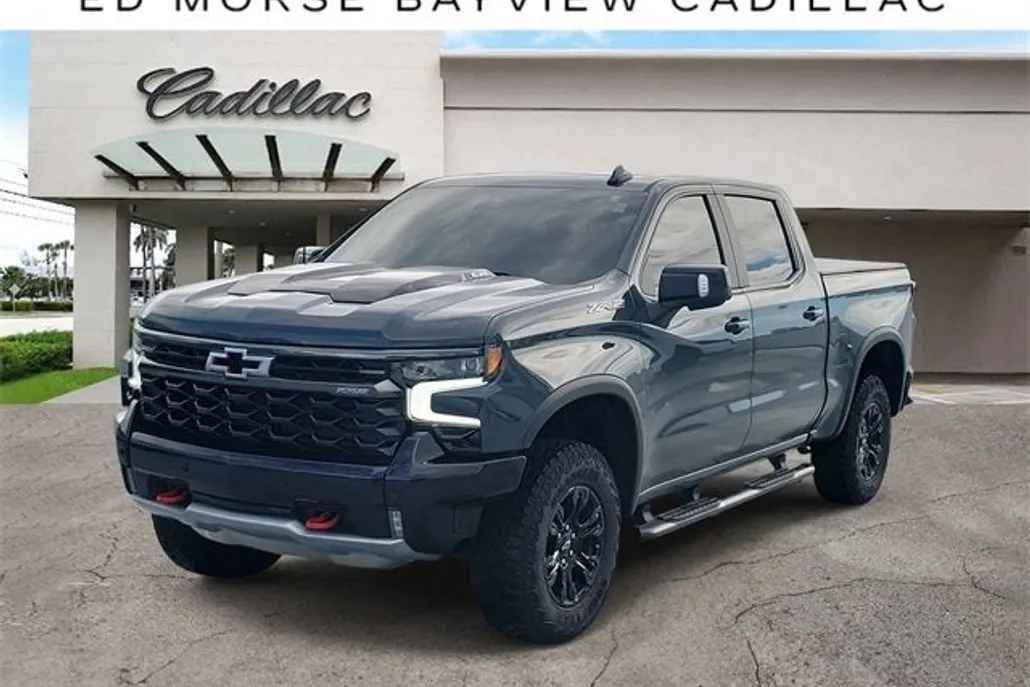 2025 Chevrolet Silverado ZR2 photo 1