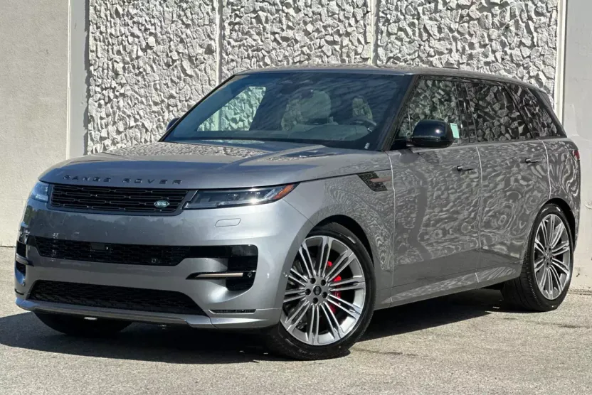 2025 Land Rover Range Rover Sport SE photo 1