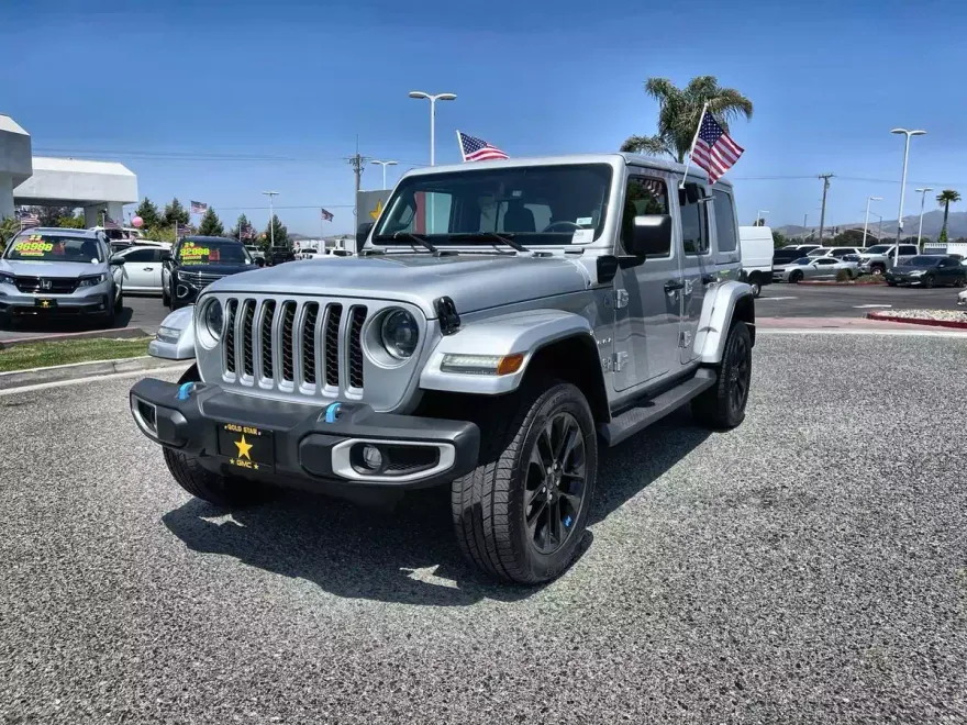 2023 Jeep Wrangler 4xe Sahara photo 1