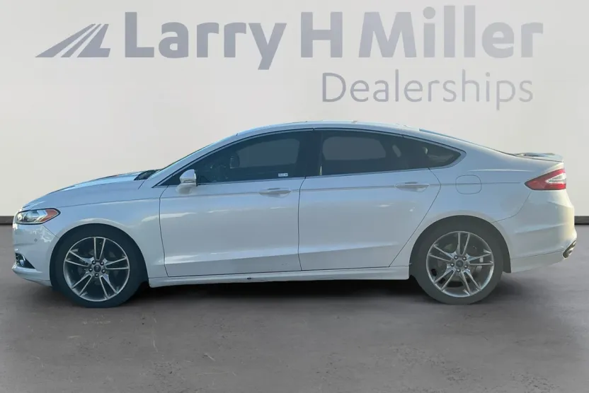 2016 Ford Fusion Titanium photo 1