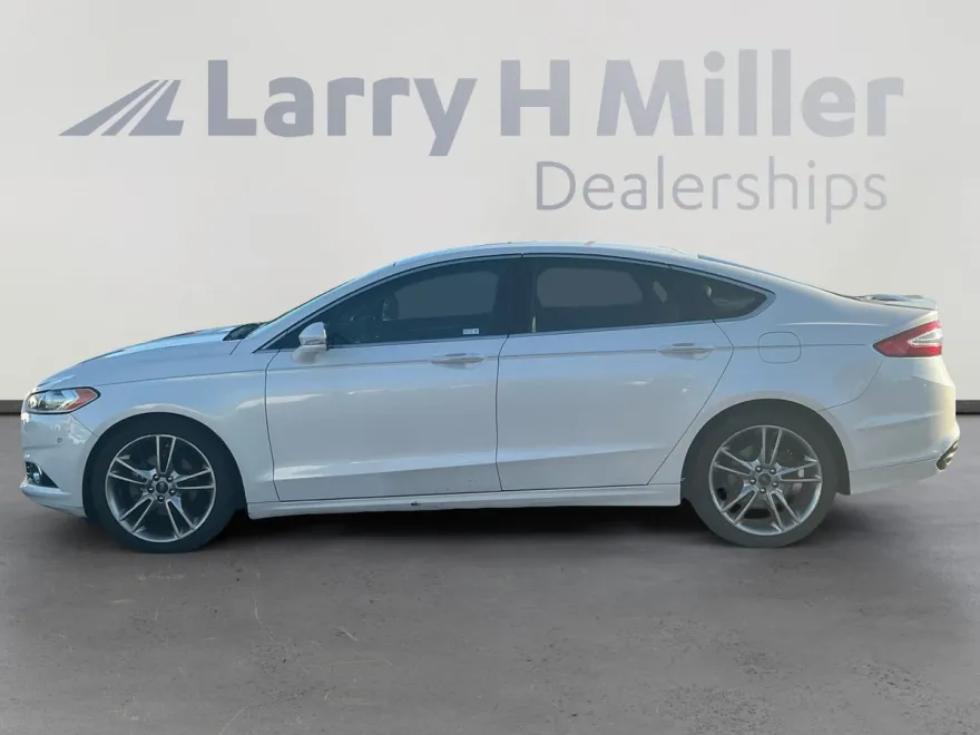 2016 Ford Fusion Titanium photo 1