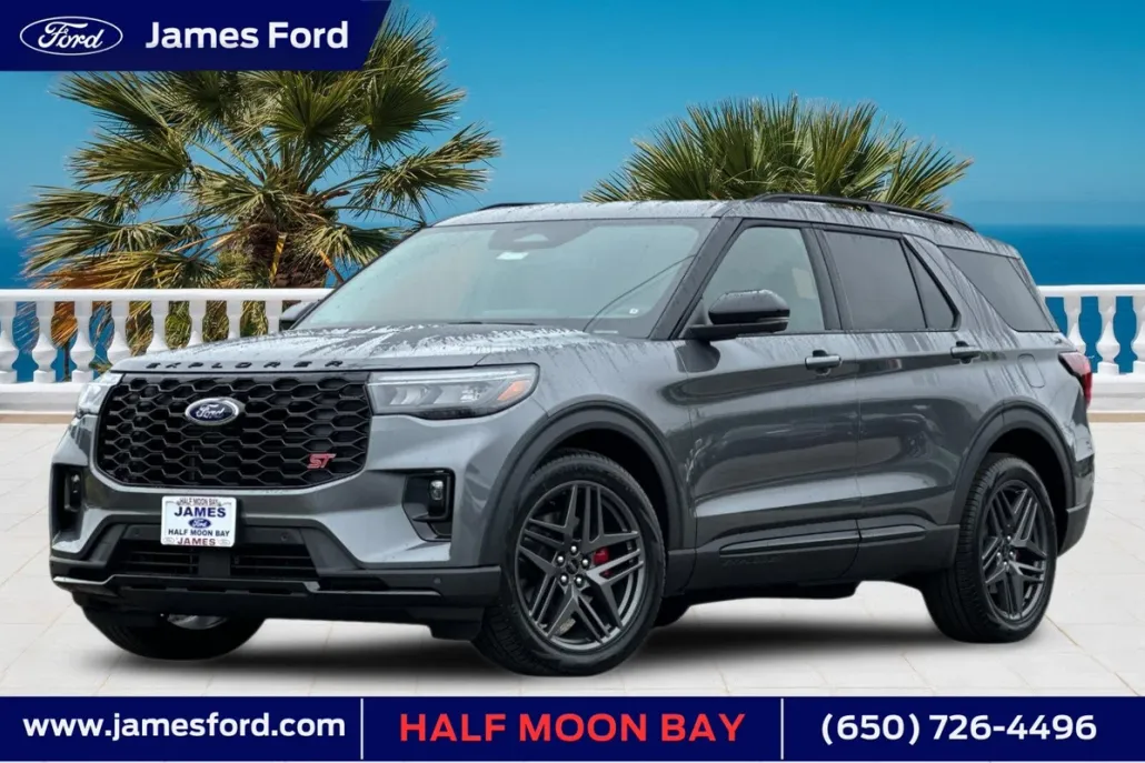 2025 Ford Explorer ST photo 1