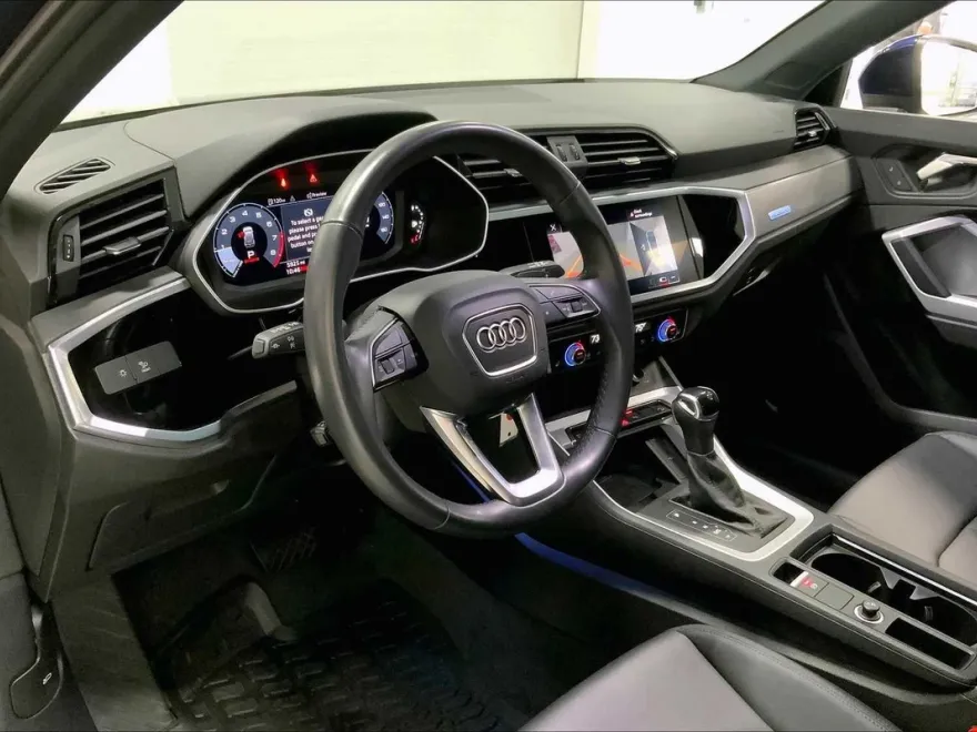 2022 Audi Q3 45 TFSI S line Premium photo 1
