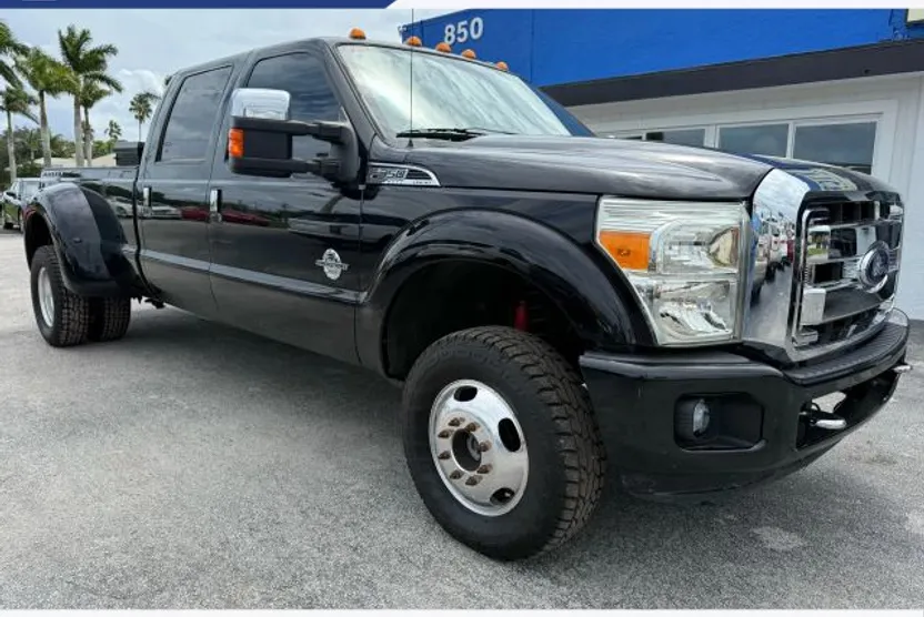 2016 Ford F-350 Platinum photo 1