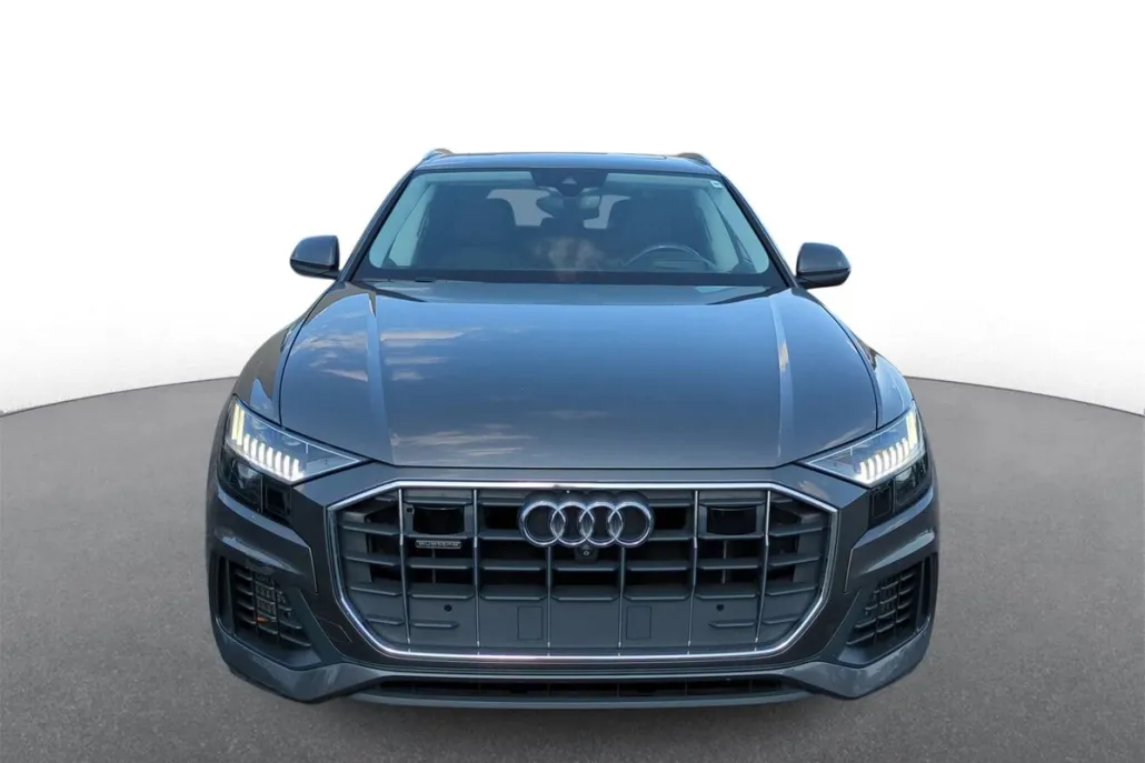 2019 Audi Q8 Prestige photo 1