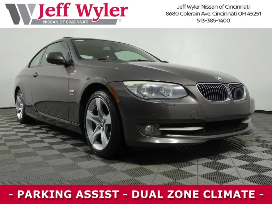 2011 Bmw 328i xDrive photo 1