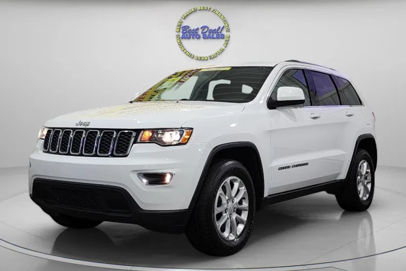 2021 Jeep Grand Cherokee Laredo E photo 1