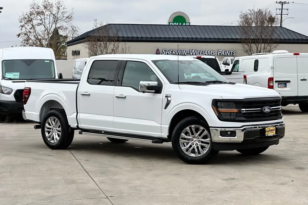 2024 Ford F-150 XLT photo 1