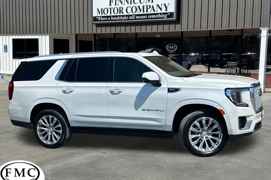 2024 Gmc Yukon Denali photo 1