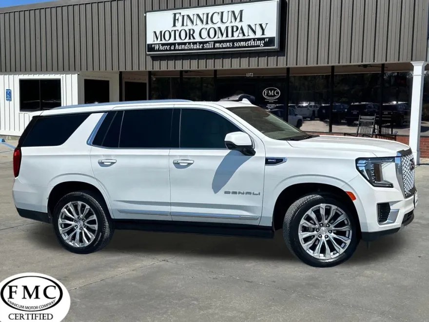 2024 Gmc Yukon Denali photo 1